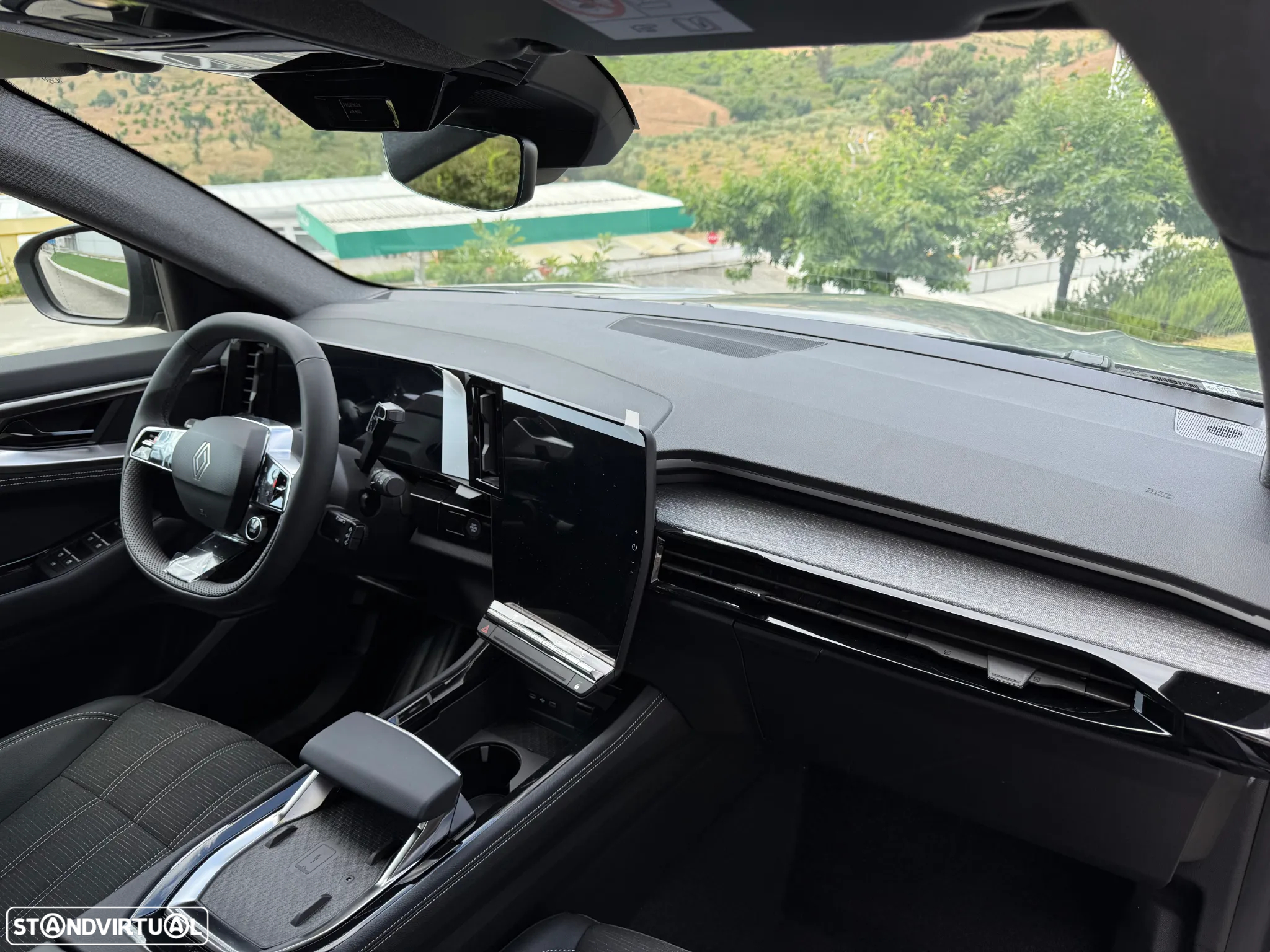 Renault Austral 1.2 E-Tech Techno - 12