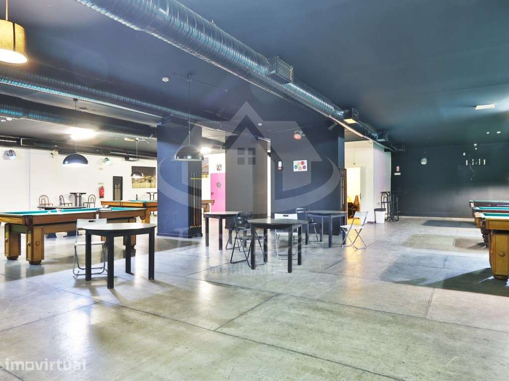 Espaço Comercial com 380 m² na Bobadela - Pronto para Receber o Seu... - Grande imagem: 3/24