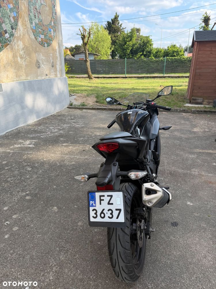 Kawasaki Ninja - 4