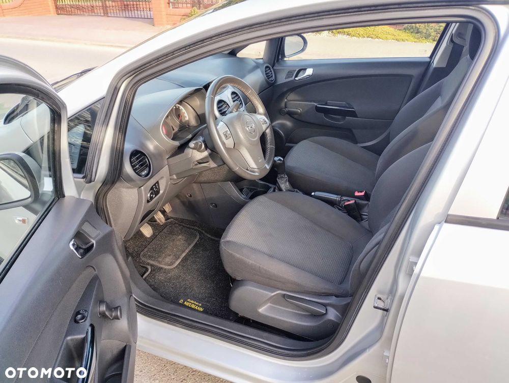 Opel Corsa - 5