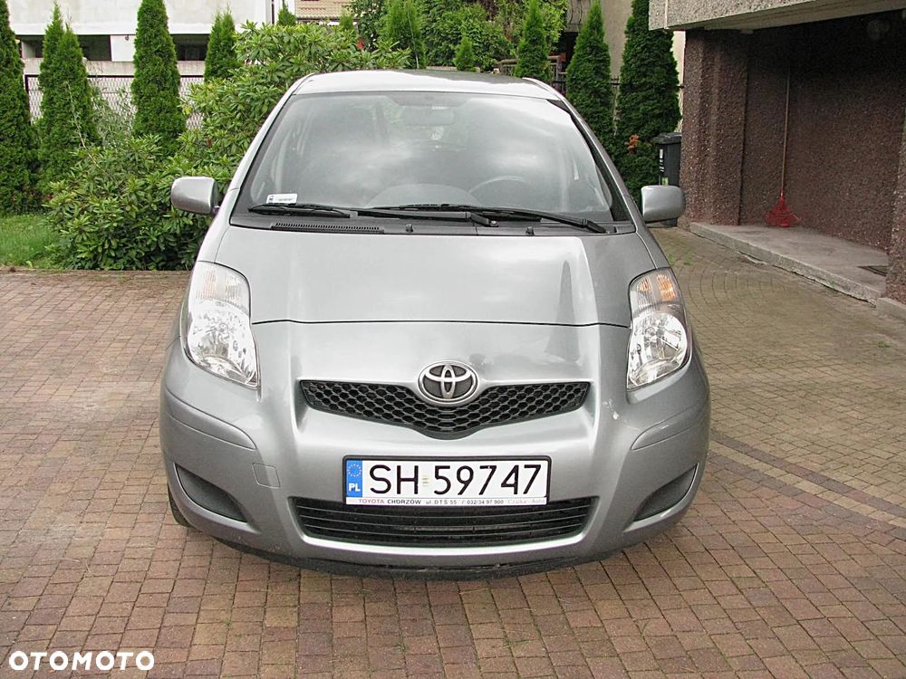 Toyota Yaris 1.33 2010 - 1