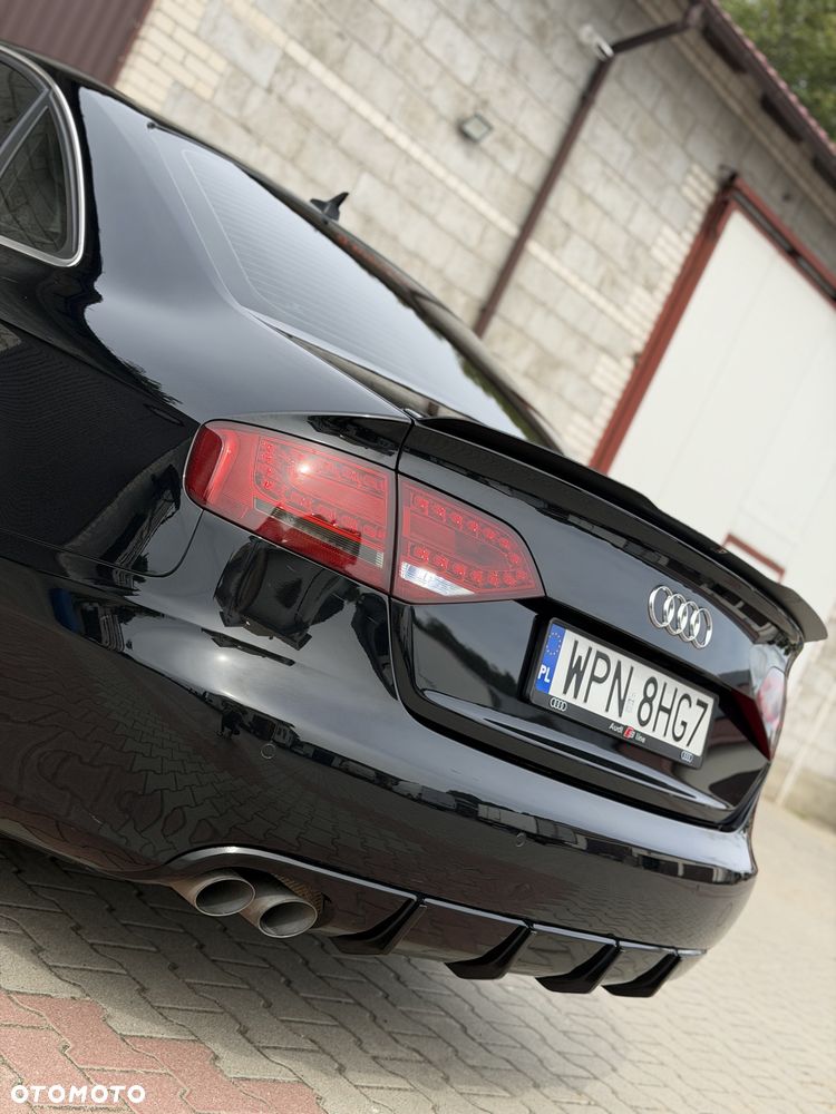 Audi A4 Limousine - 5
