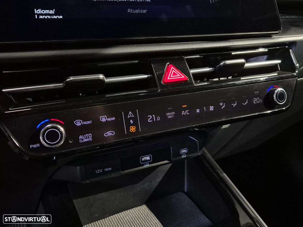 Kia Niro EV 64kWh Drive - 32