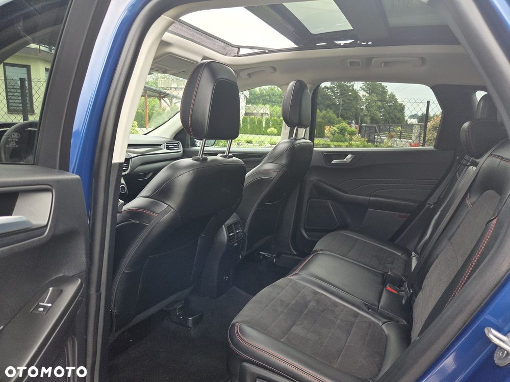 Ford Kuga 2.0 EcoBoost 4x4 Titanium - 35
