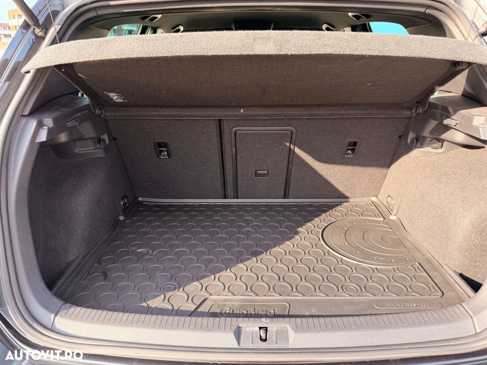 Volkswagen Golf GTD 2.0 TDI SCR DSG - 24