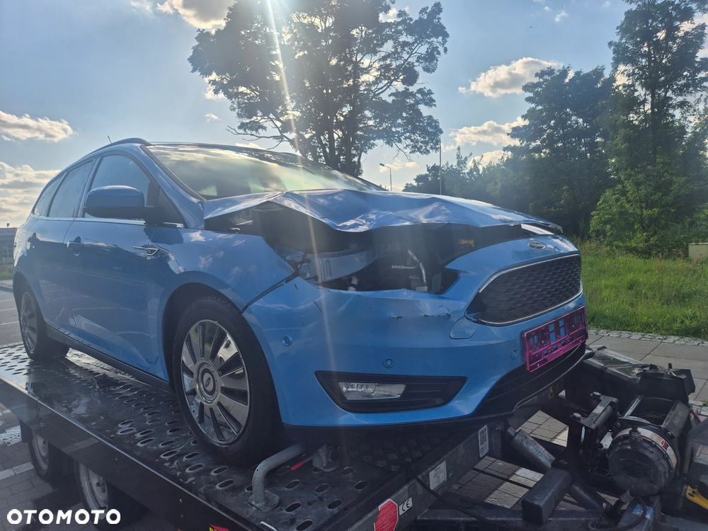 Ford Focus 1.0 EcoBoost Titanium ASS - 3