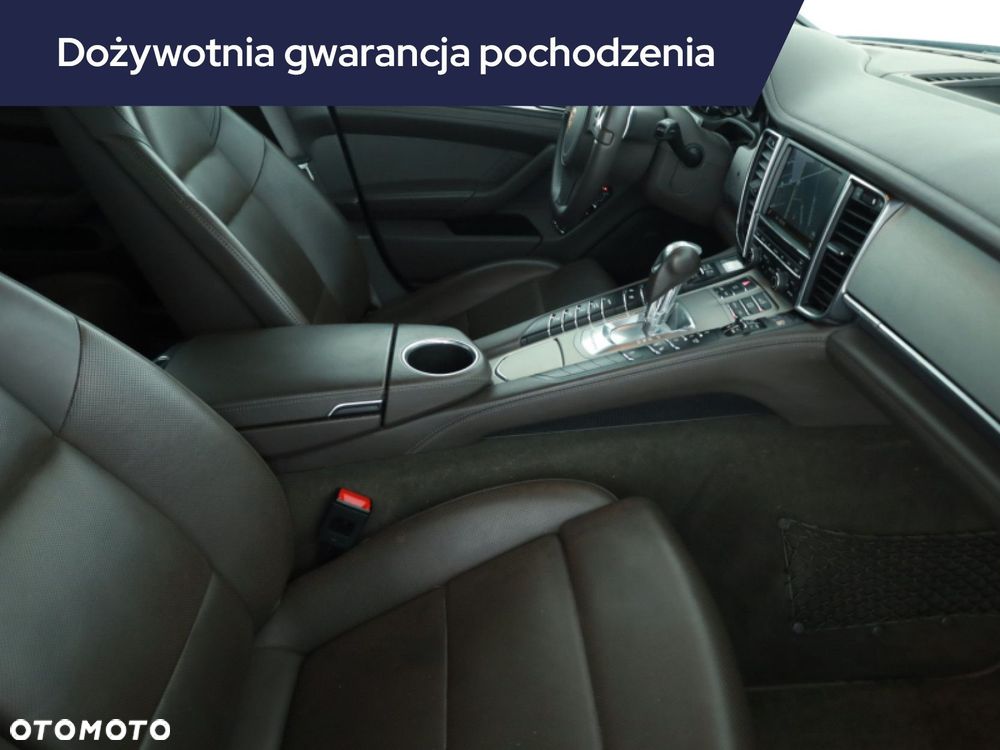 Porsche Panamera - 9