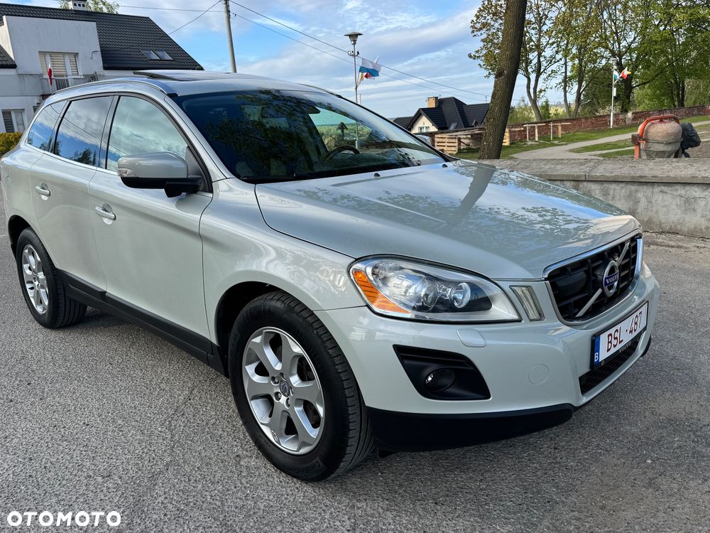 Volvo XC 60 D5 AWD Momentum - 6