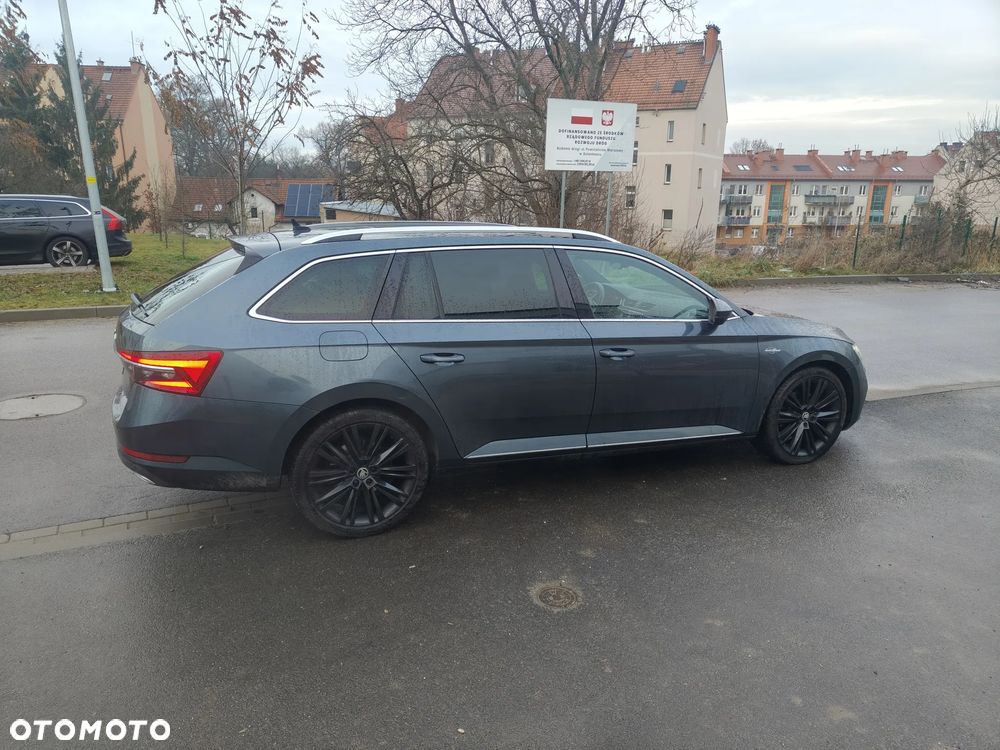 Skoda Superb 2.0 TDI SCR L&K DSG - 6