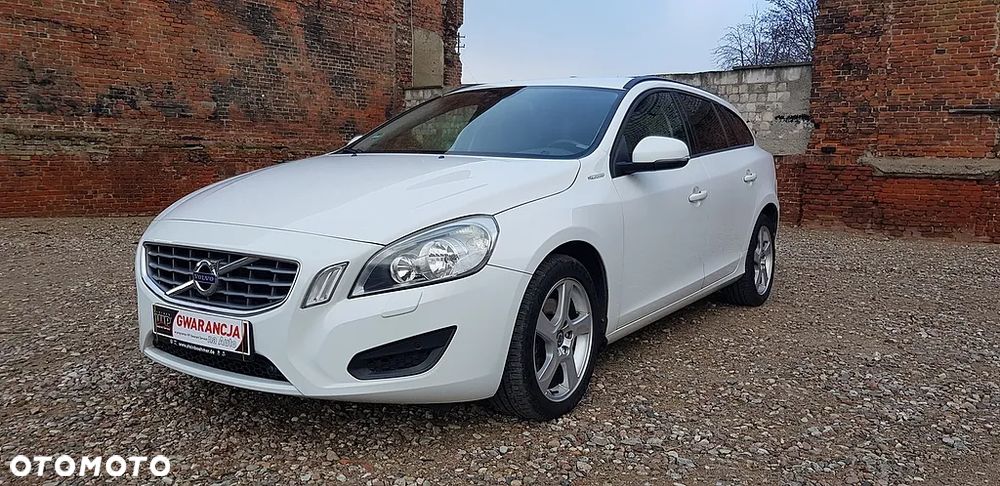 Volvo V60 D2 Kinetic - 1