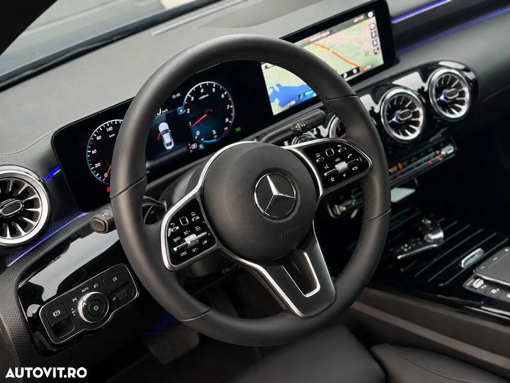 Mercedes-Benz CLA 180 - 22