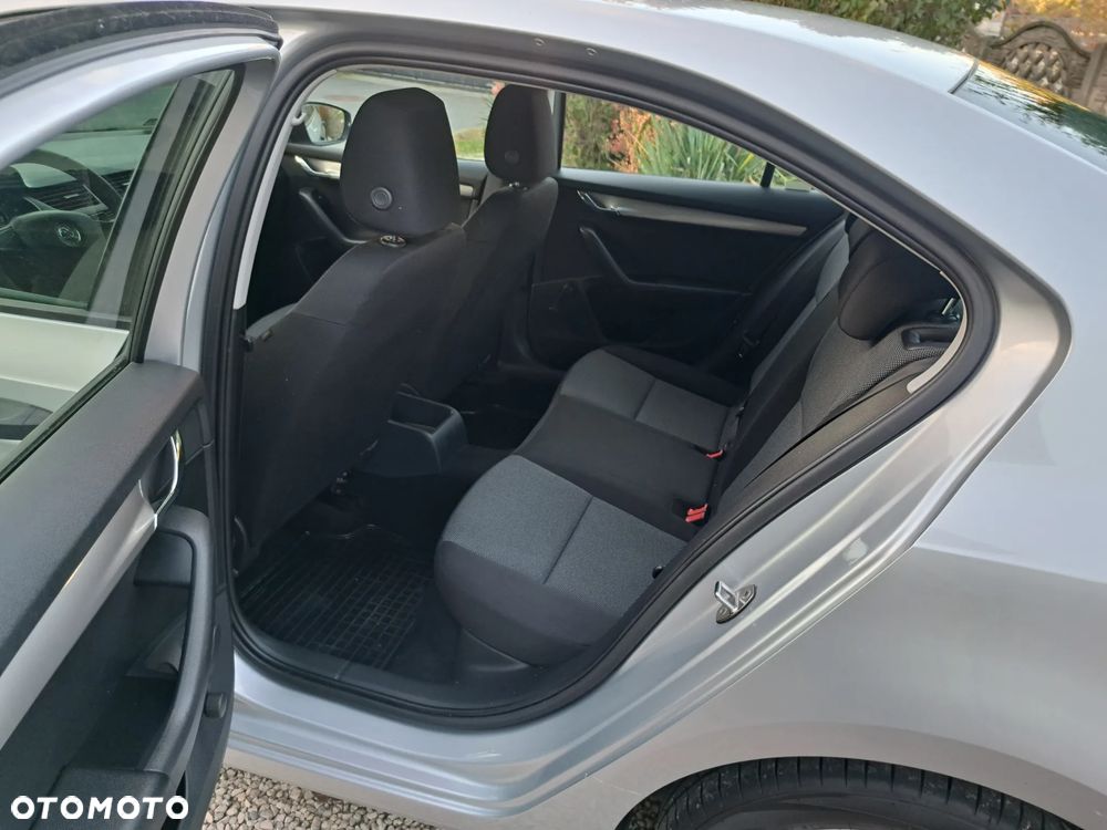 Skoda Octavia 1.6 TDI Active - 16