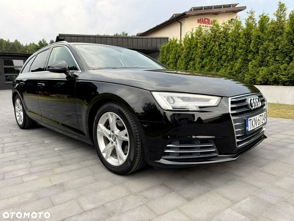 Audi A4 Avant 2.0 TDI ultra sport - 37