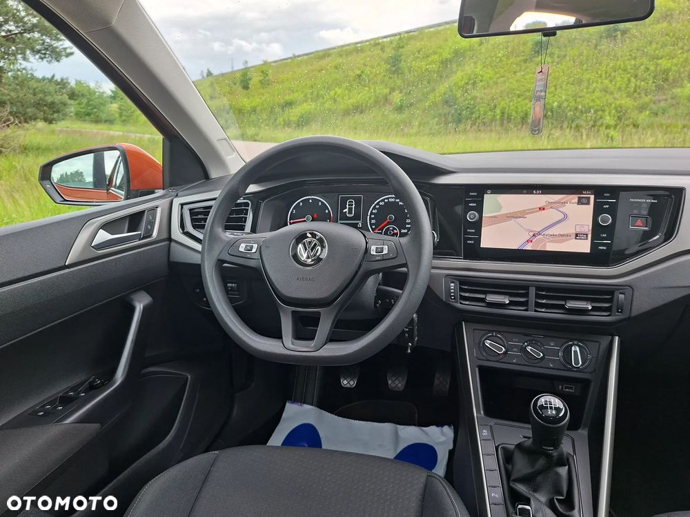 Volkswagen Polo - 35