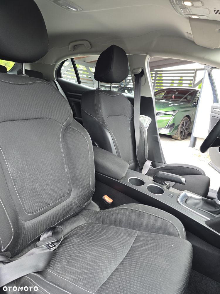 Renault Megane BLUE dCi 115 EDC BUSINESS EDITION - 16