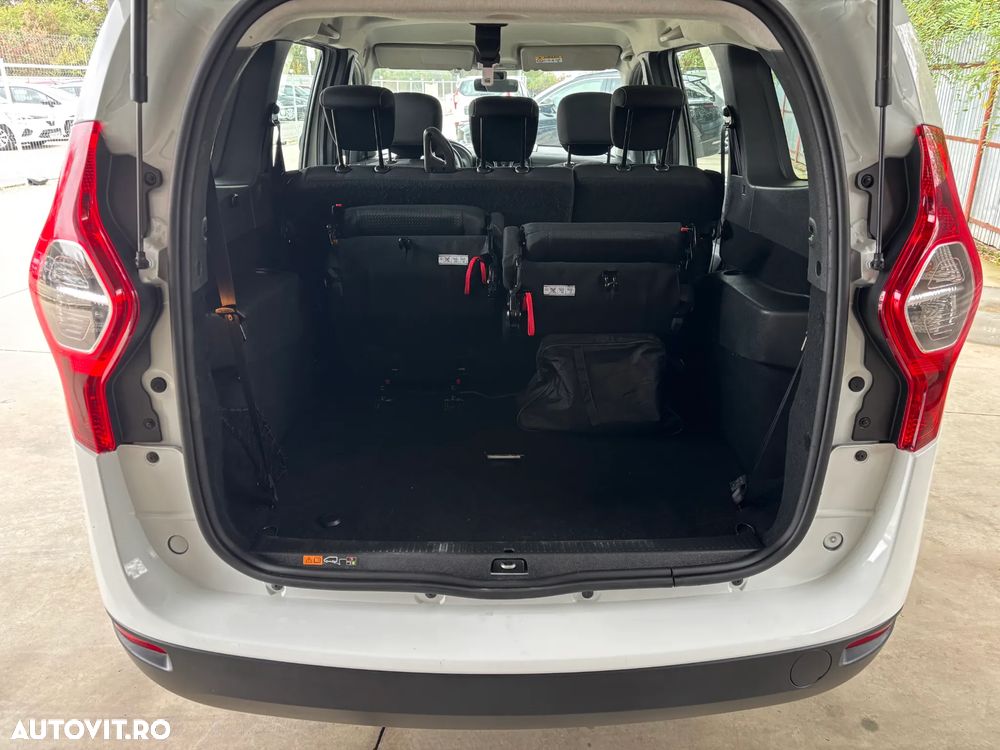 Dacia Lodgy 1.5 Blue dCi Laureate - 11