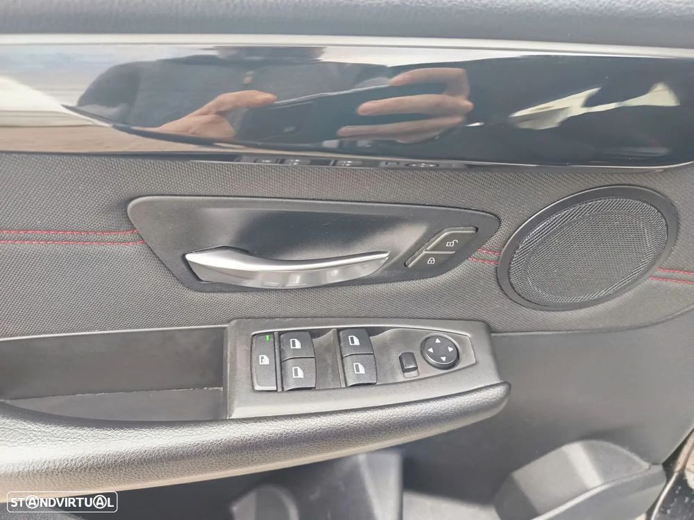 BMW 218 Active Tourer - 18