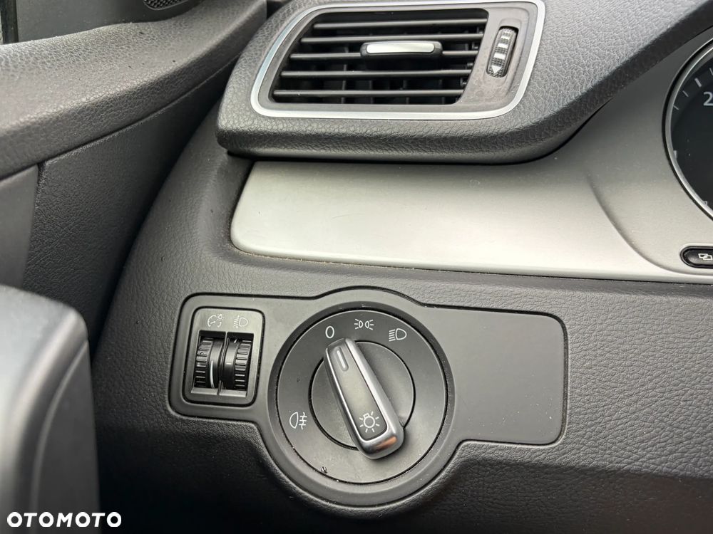 Volkswagen Passat 2.0 Blue TDI SCR Comfortline - 21