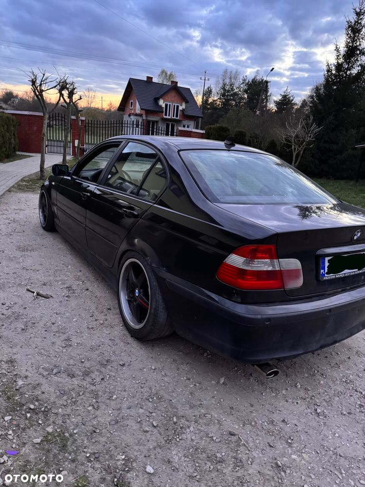 BMW Seria 3 325i - 3