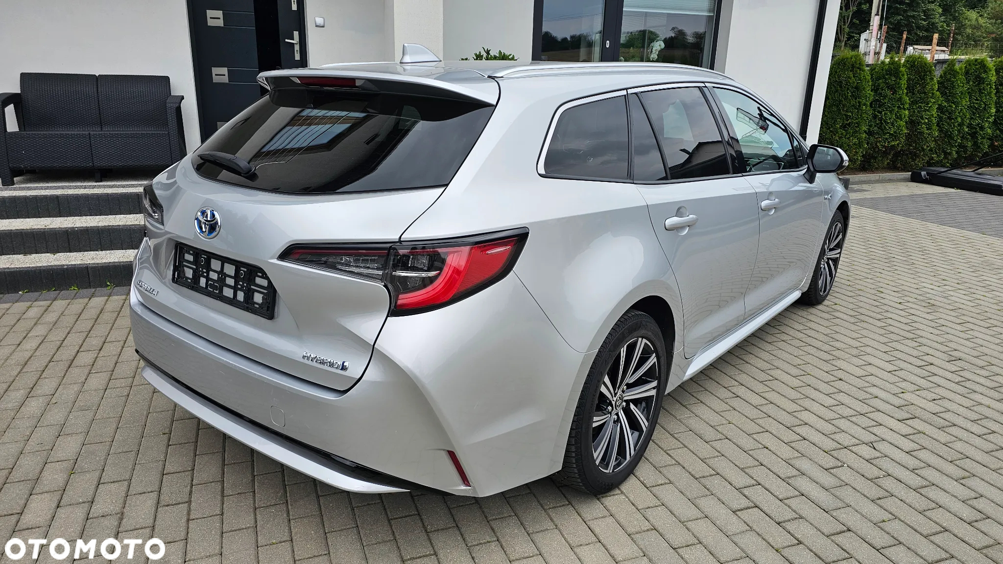 Toyota Corolla 1.8 Hybrid Business Edition - 16
