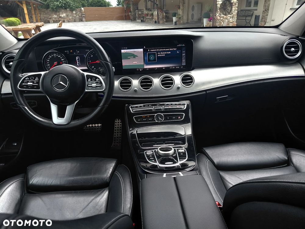 Mercedes-Benz Klasa E 200 d 9G-TRONIC Avantgarde - 9