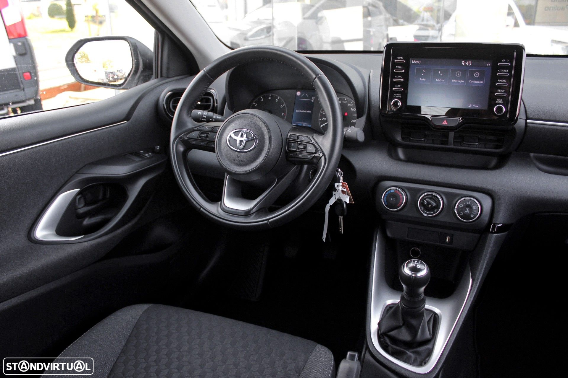 Toyota Yaris 1.0 VVT-i Comfort - 17