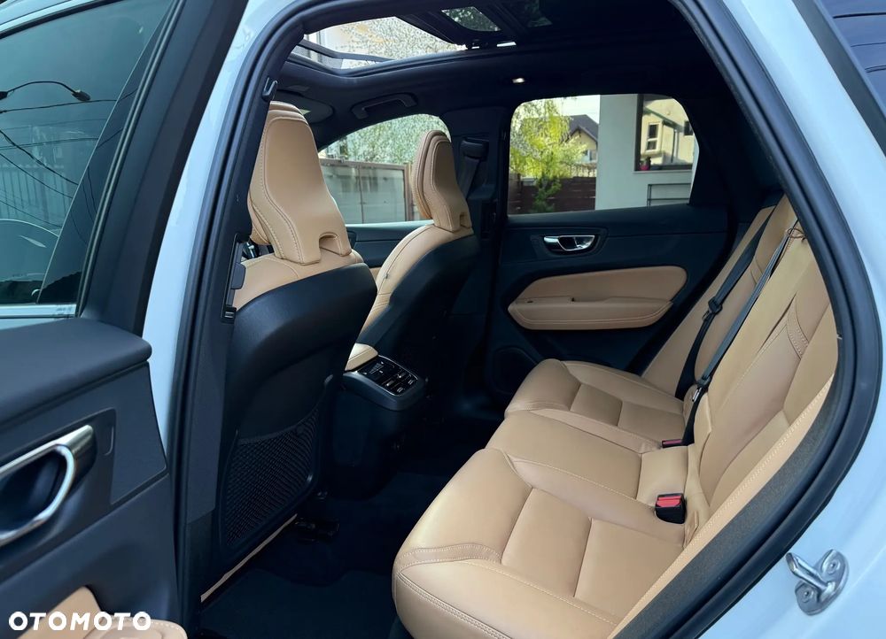 Volvo XC 60 B5 D AWD Geartronic Inscription - 5