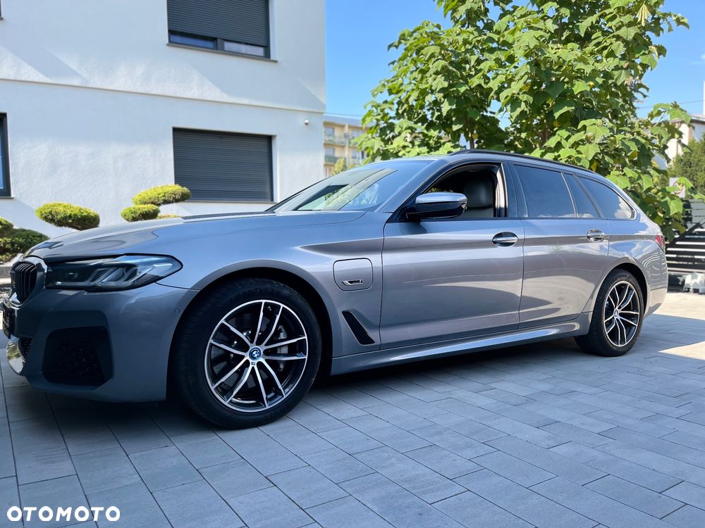 BMW Seria 5 530e xDrive PHEV M Sport Edition - 5