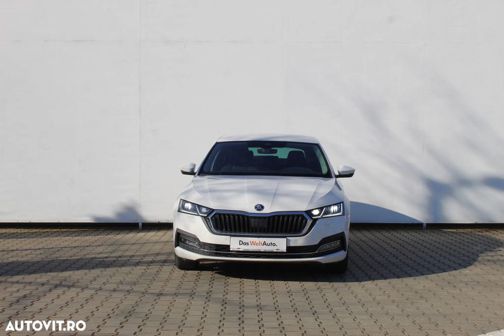 Skoda Octavia 2.0 TDI DSG Style - 8