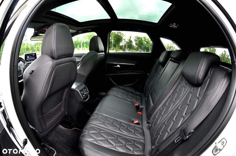 Peugeot 3008 1.2 PureTech Allure S&S - 24