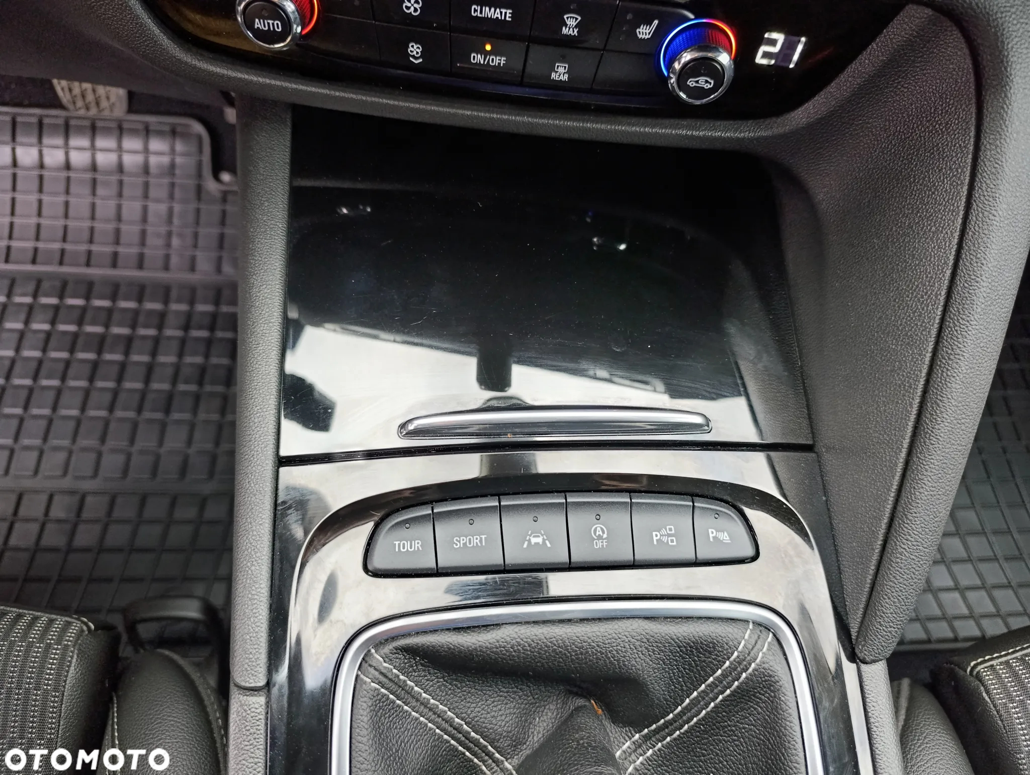 Opel Insignia 2.0 CDTI Sports Tourer 4x4 Cosmo - 21
