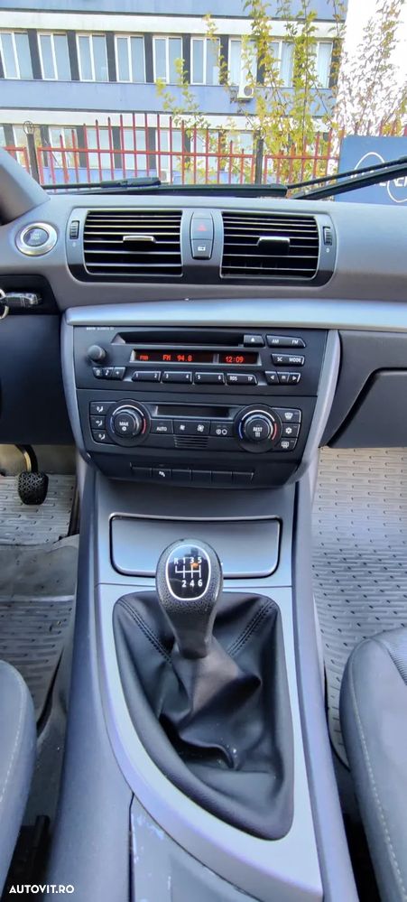 BMW Seria 1 120d - 10