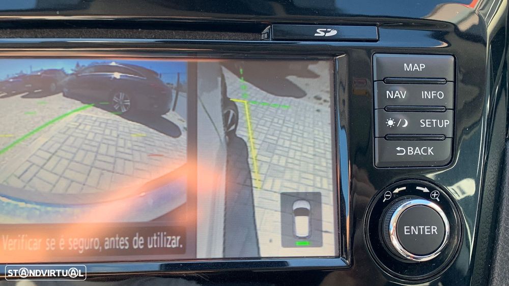 Nissan Qashqai 1.5 dCi N-Connecta - 18