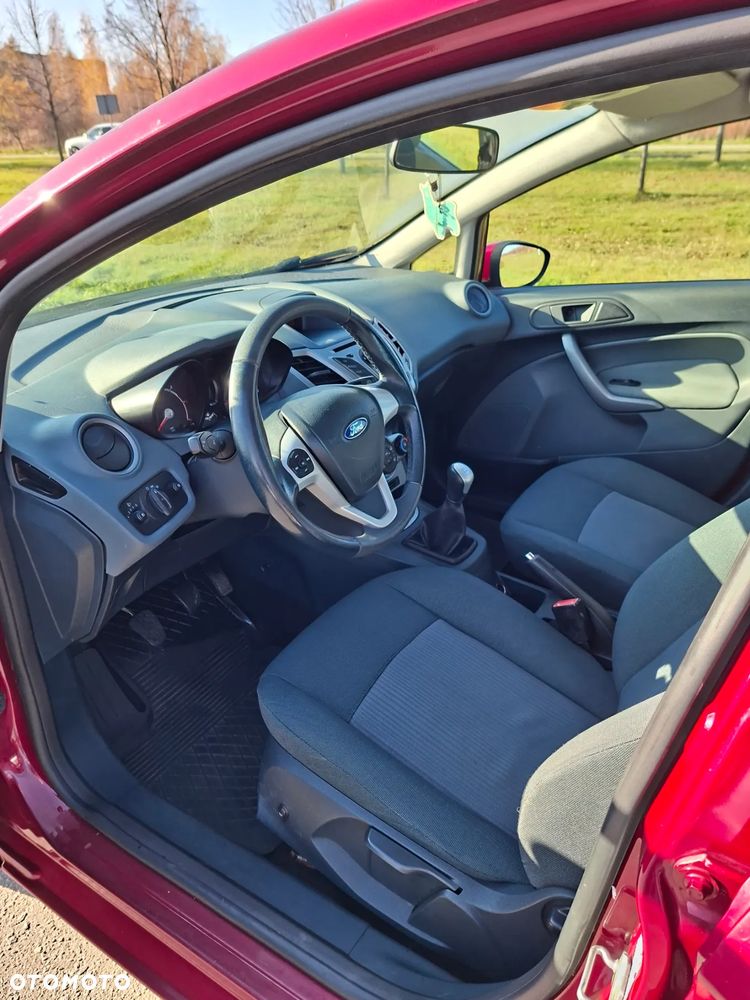 Ford Fiesta - 4