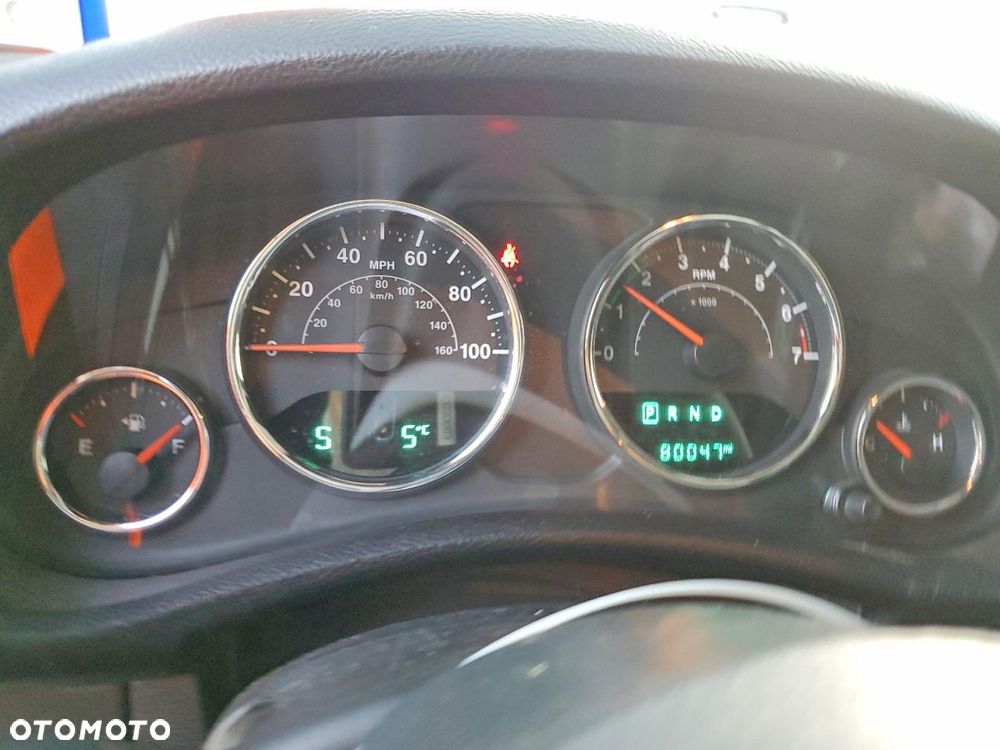 Jeep Wrangler - 8