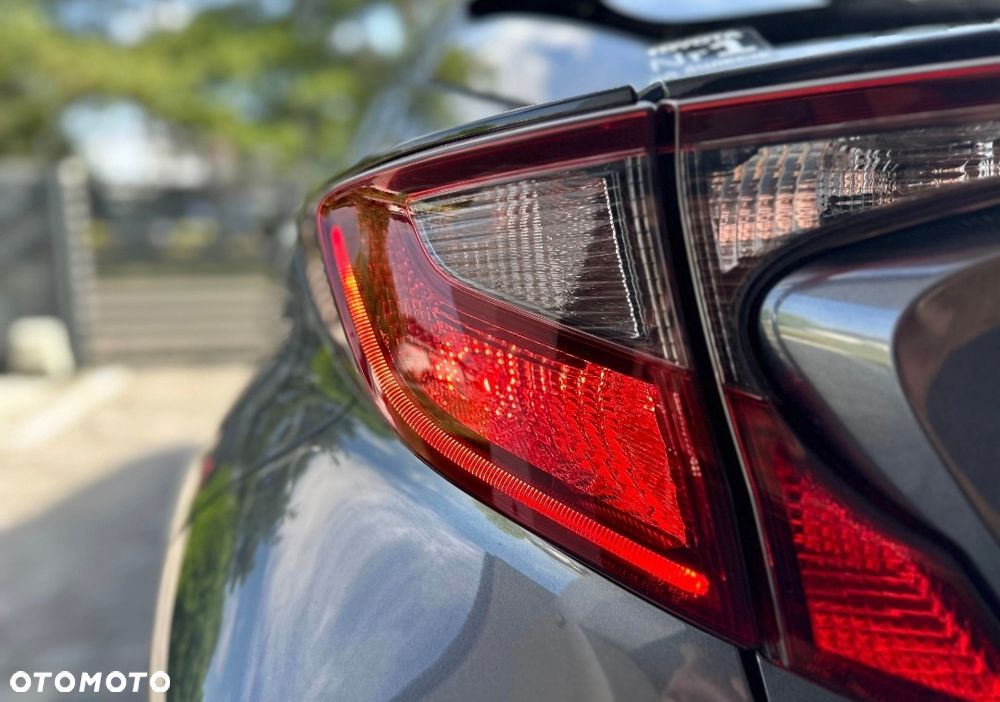 Toyota C-HR - 7