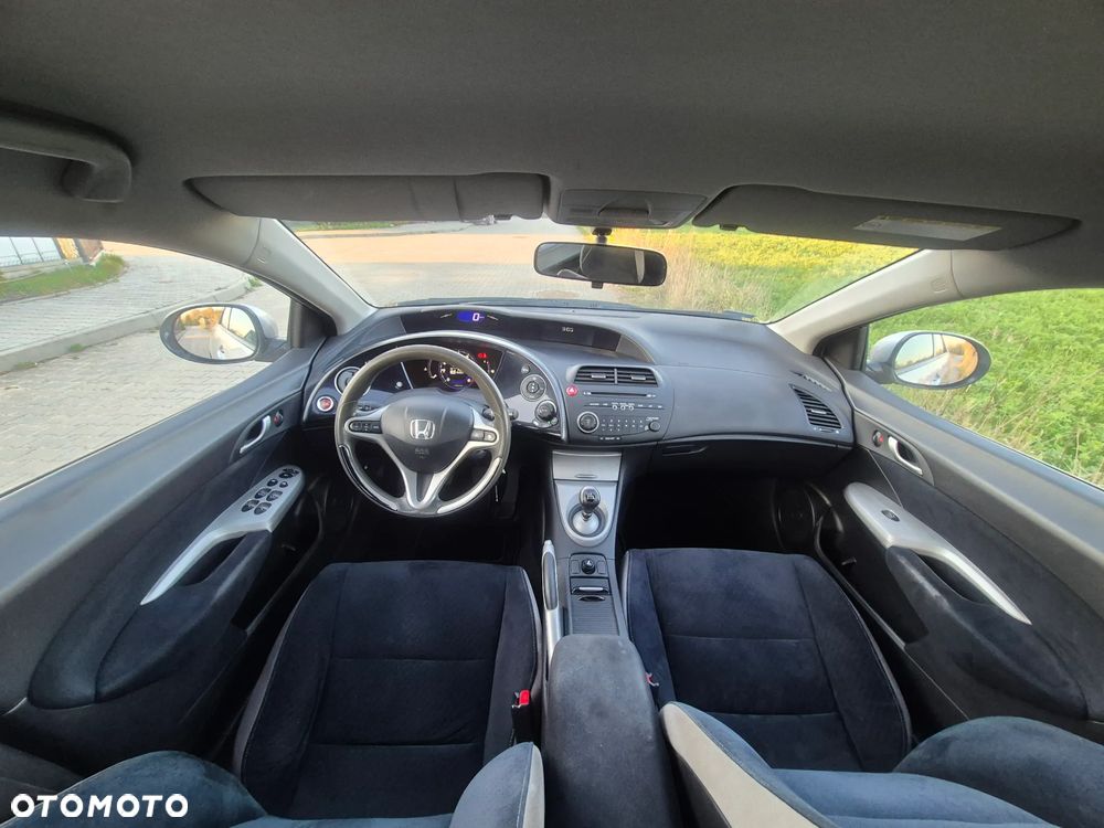 Honda Civic 1.4 Comfort - 19