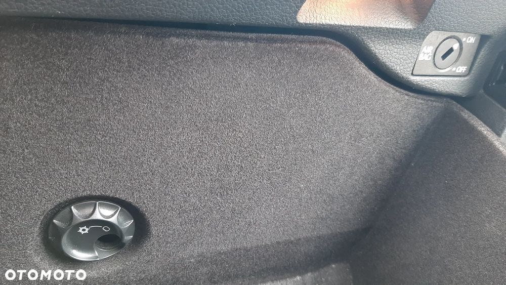 Volkswagen Sharan 2.0 TDI Freestyle - 17