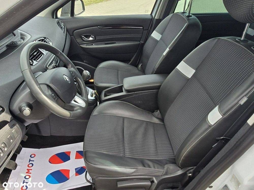 Renault Scenic - 15