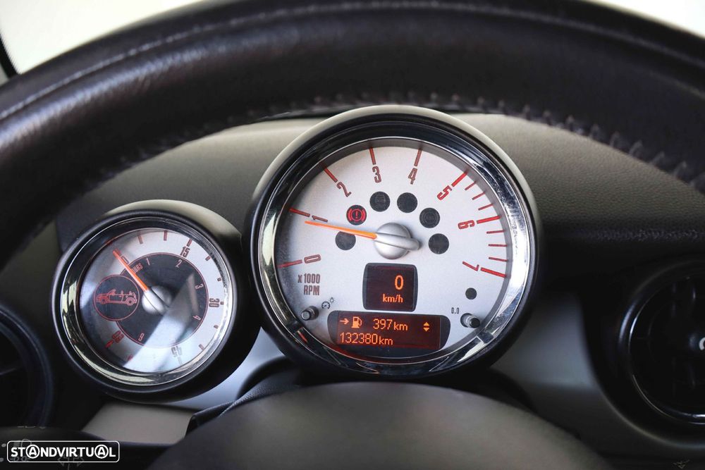 MINI Cabrio Cooper D - 13