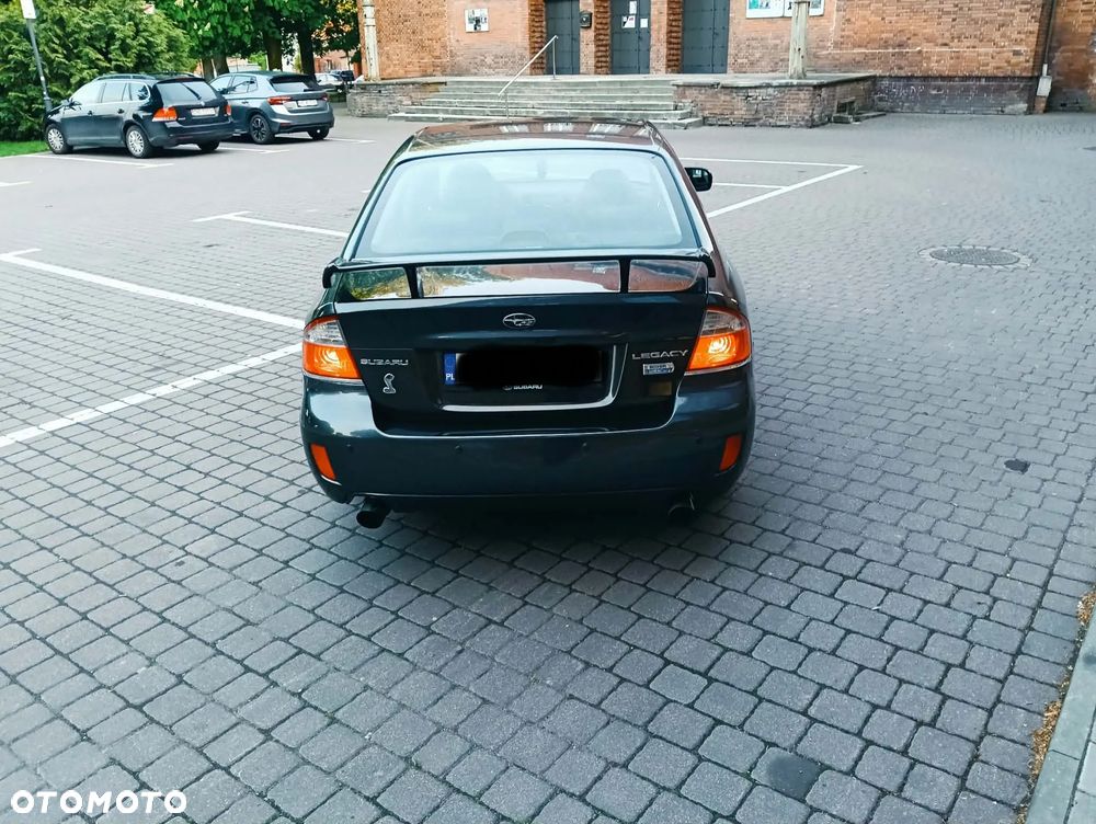 Subaru Legacy 2.0D RA 000 - 9
