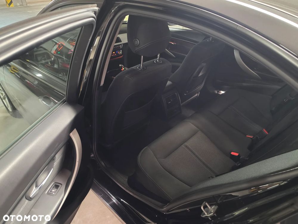 BMW Seria 3 318d - 9