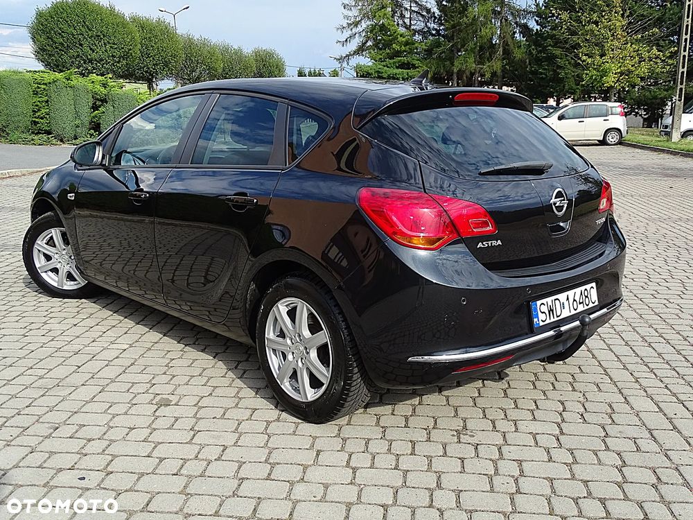 Opel Astra 1.4 T Cosmo EU6 - 15
