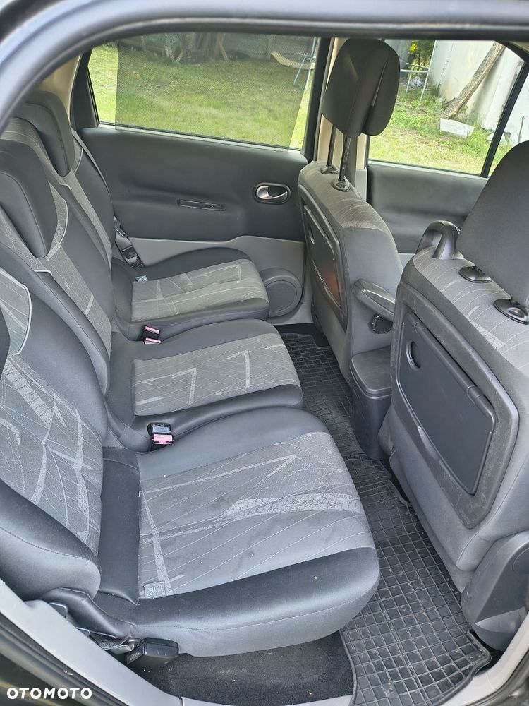 Renault Scenic - 6