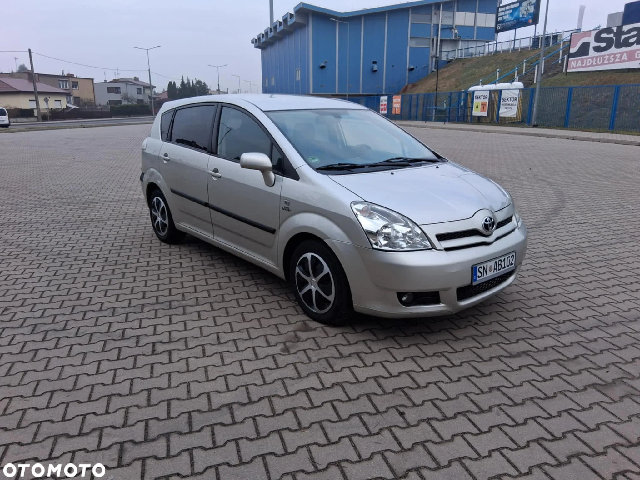 Toyota Corolla Verso - 2