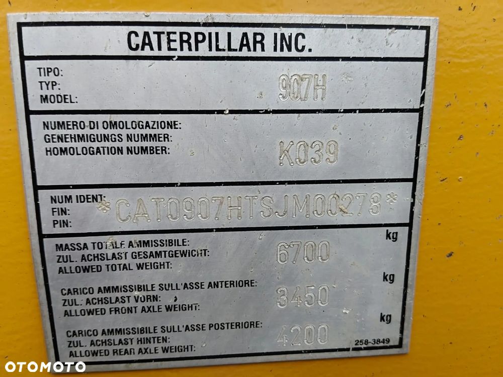 Caterpillar 907H - 9