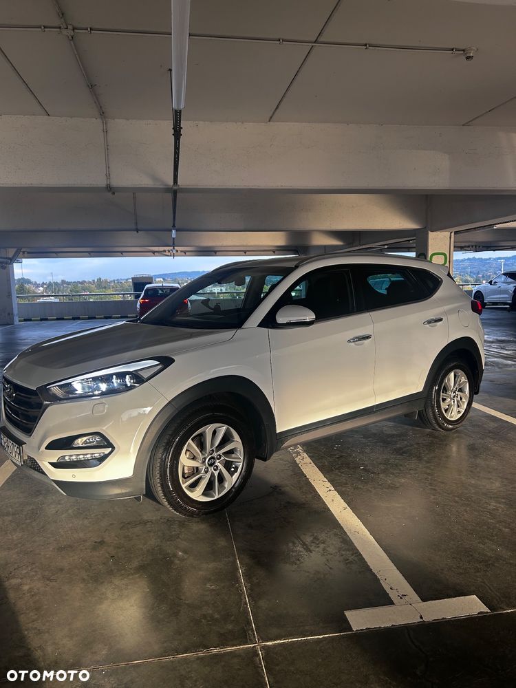 Hyundai Tucson - 1