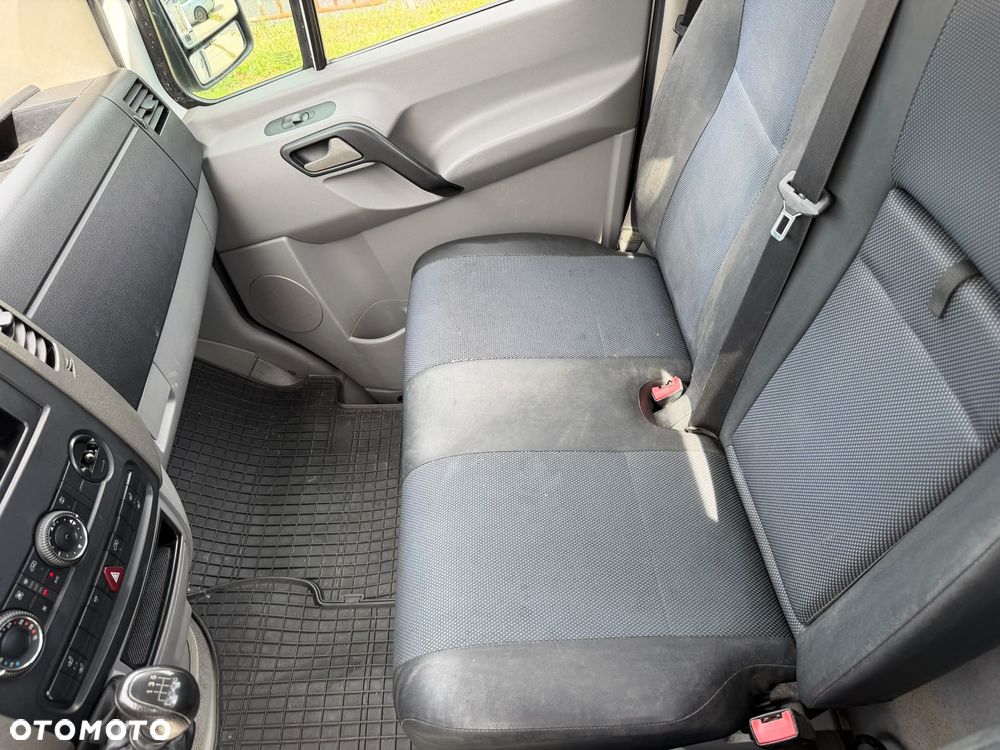 Mercedes-Benz Sprinter - 15