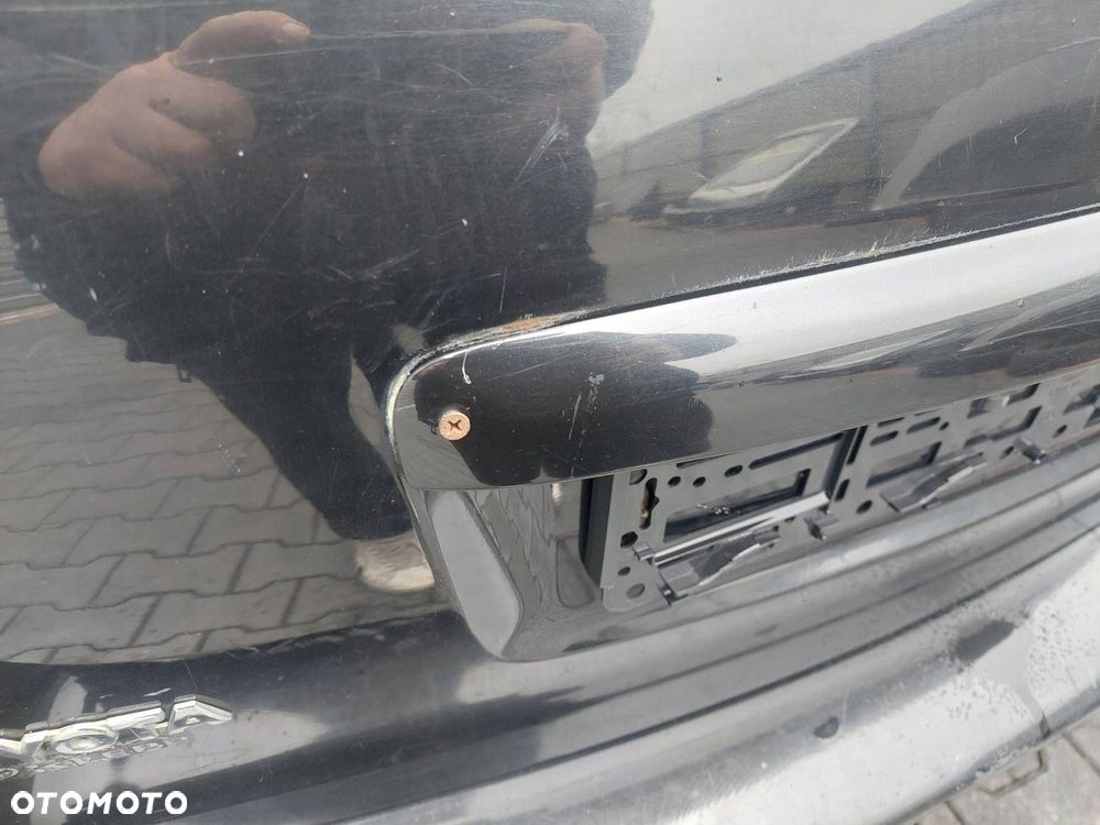 KOMPLETNY TYŁ KLAPA ZDERZAK LAMPA TOYOTA AVENSIS T25 KOMBI 209 - 8