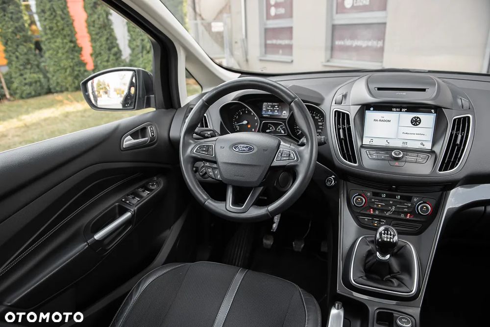Ford Grand C-MAX - 30